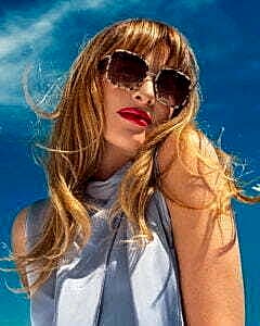 Beauty Fashion Product Photographer