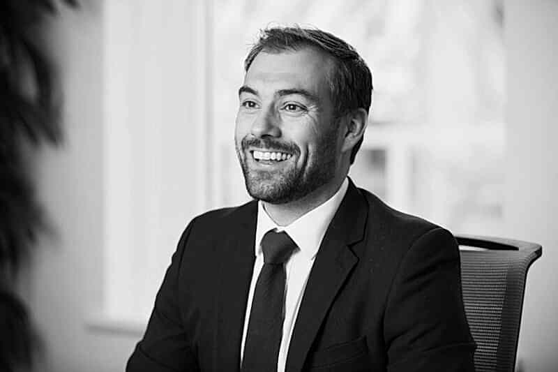 Headshot & Portrait Photographer Ealing London