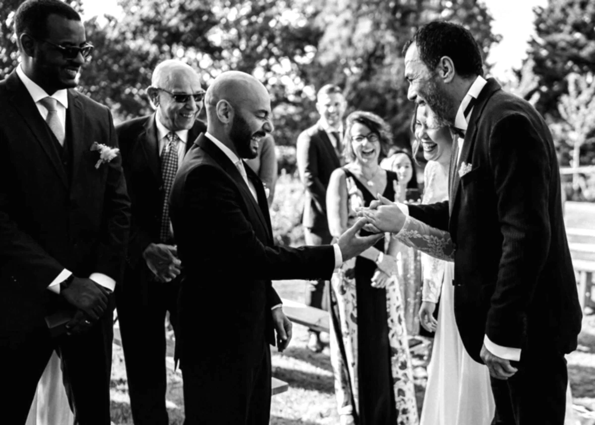 Valentin is a wedding photographer based in Hampshire. 